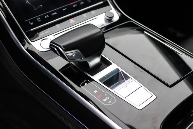 Used 2019 Audi A8 L 3.0T w/ Lighting Package image 16