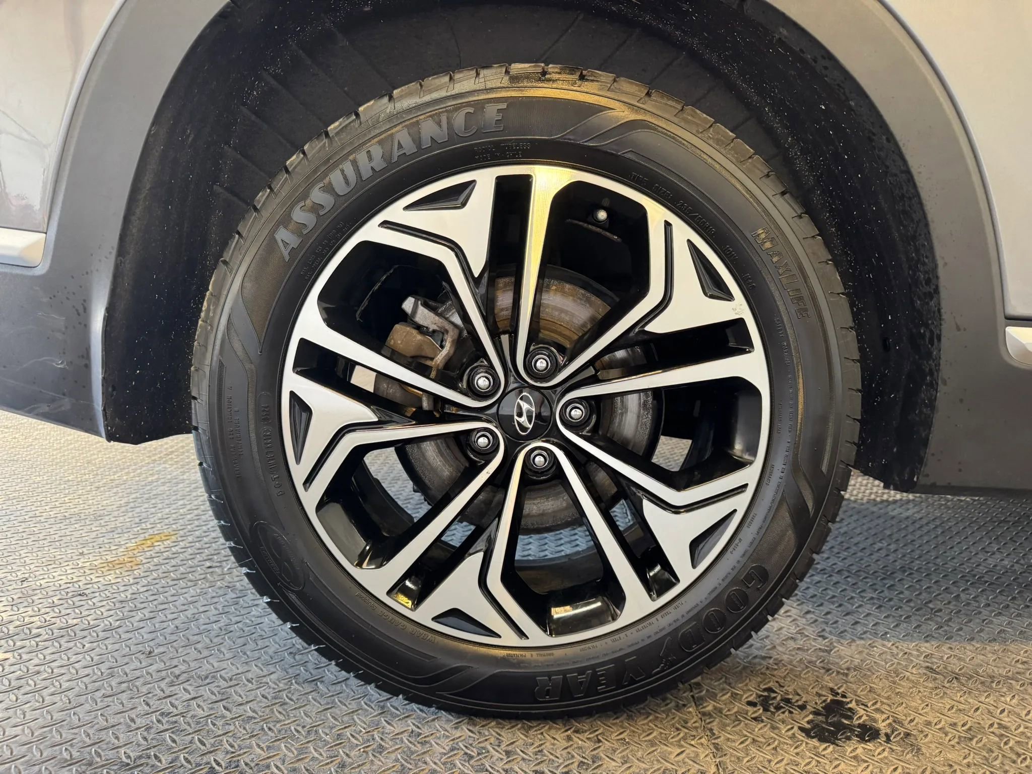 Used 2019 Hyundai Santa Fe Limited AWD/4WD image 37