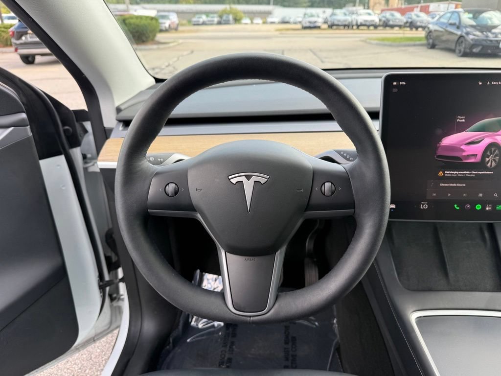 Used 2022 Tesla Model Y Long Range AWD/4WD image 11