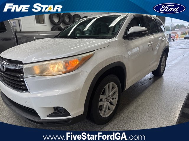 Used 2016 Toyota Highlander LE image 4