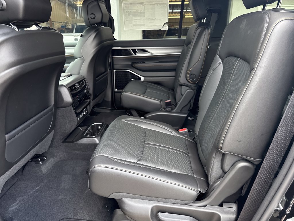 New 2026 Jeep Grand Wagoneer L 4WD image 26