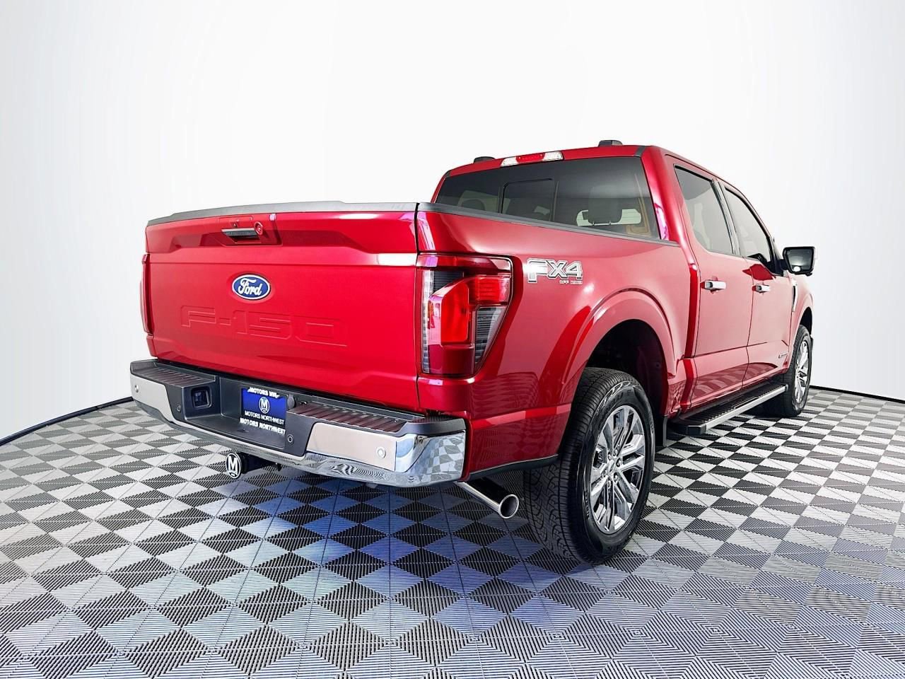 Used 2024 Ford F150 XLT w/ Equipment Group 302A MID image 9