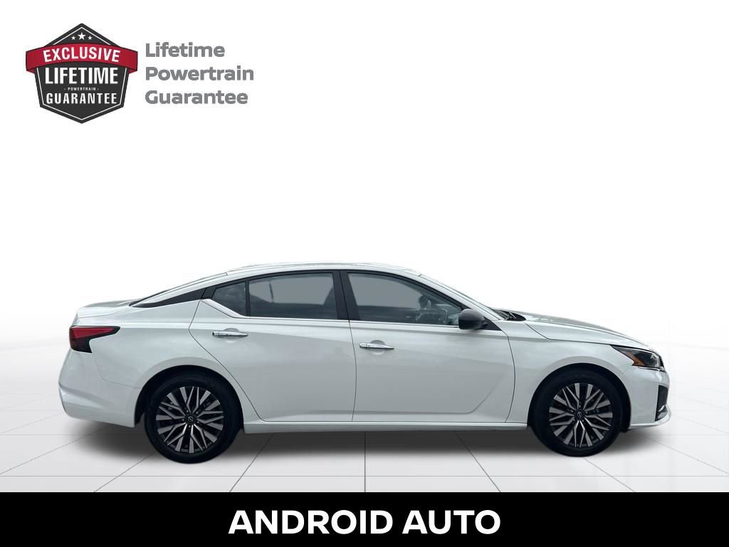 Certified 2025 Nissan Altima 2.5 SV FWD image 7