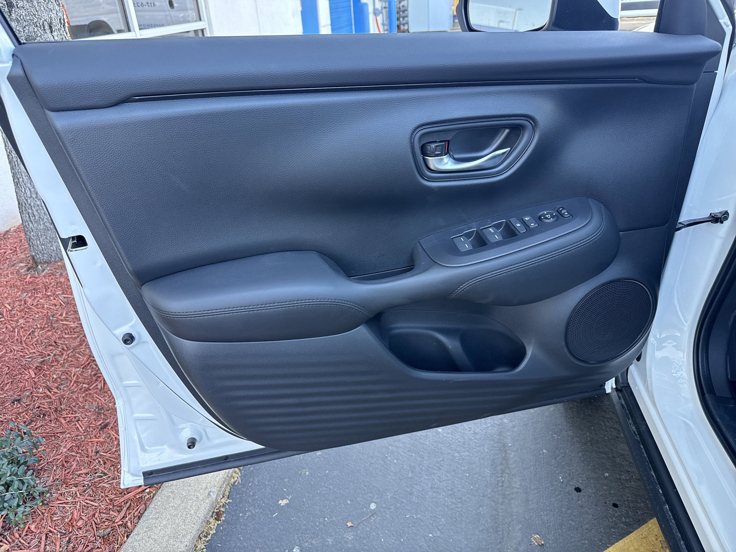 New 2026 Honda HR-V LX image 6