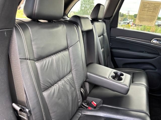 Used 2015 Jeep Grand Cherokee Limited w/ Trailer Tow Group IV AWD/4WD image 22