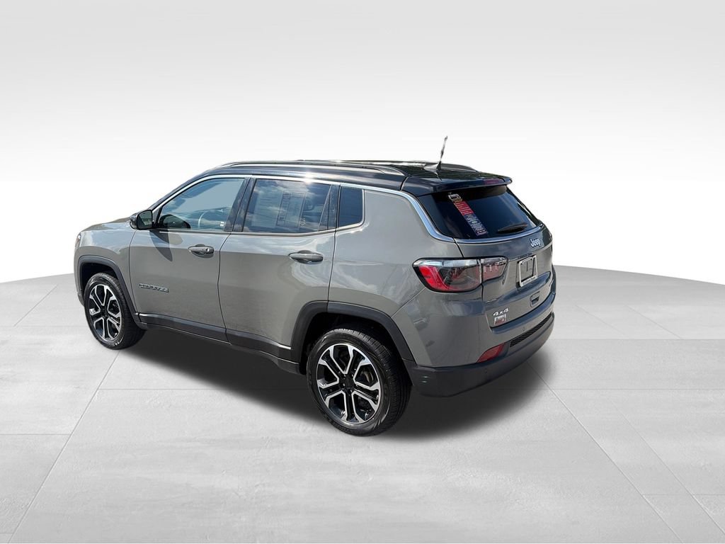 Used 2024 Jeep Compass Limited AWD/4WD image 4