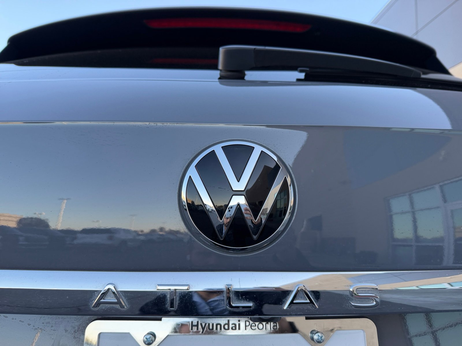 Used 2022 Volkswagen Atlas Cross Sport SE image 24