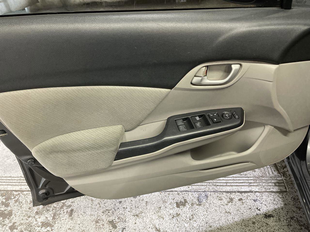 Used 2013 Honda Civic LX image 13
