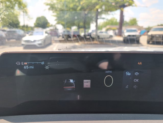 Used 2025 Lincoln Navigator L Reserve image 13