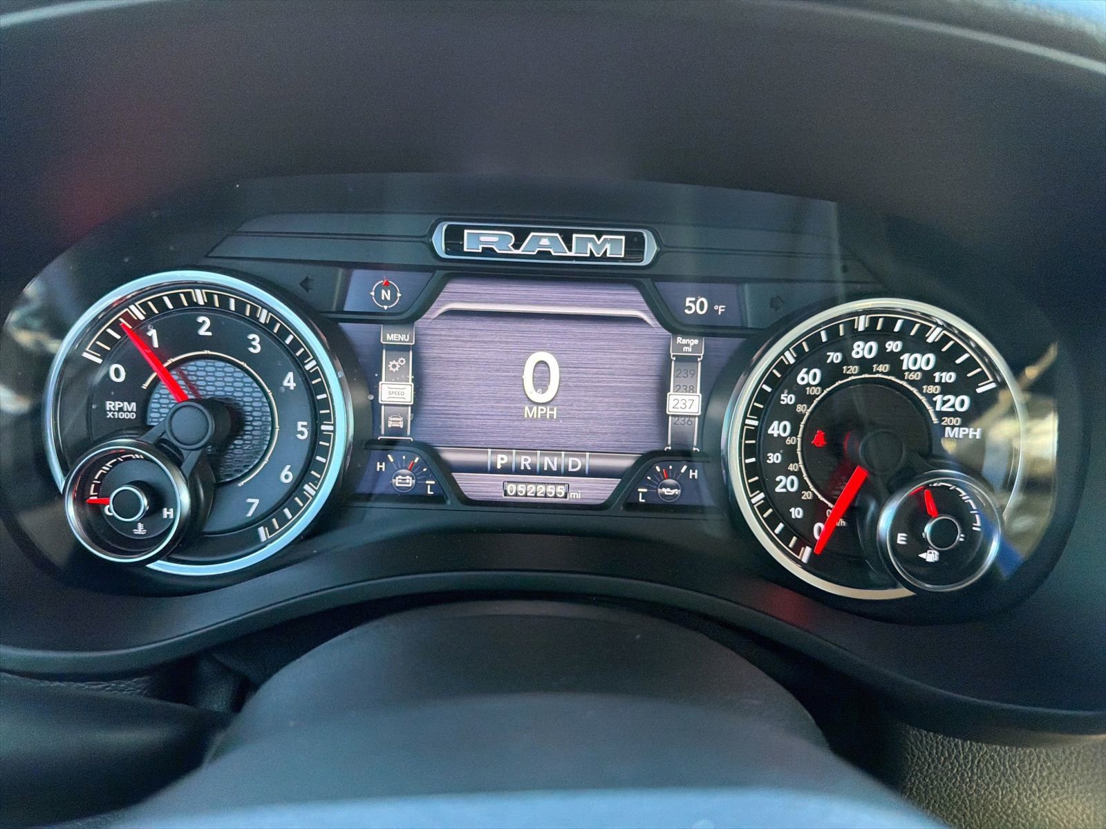 Used 2019 RAM 1500 Laramie image 12