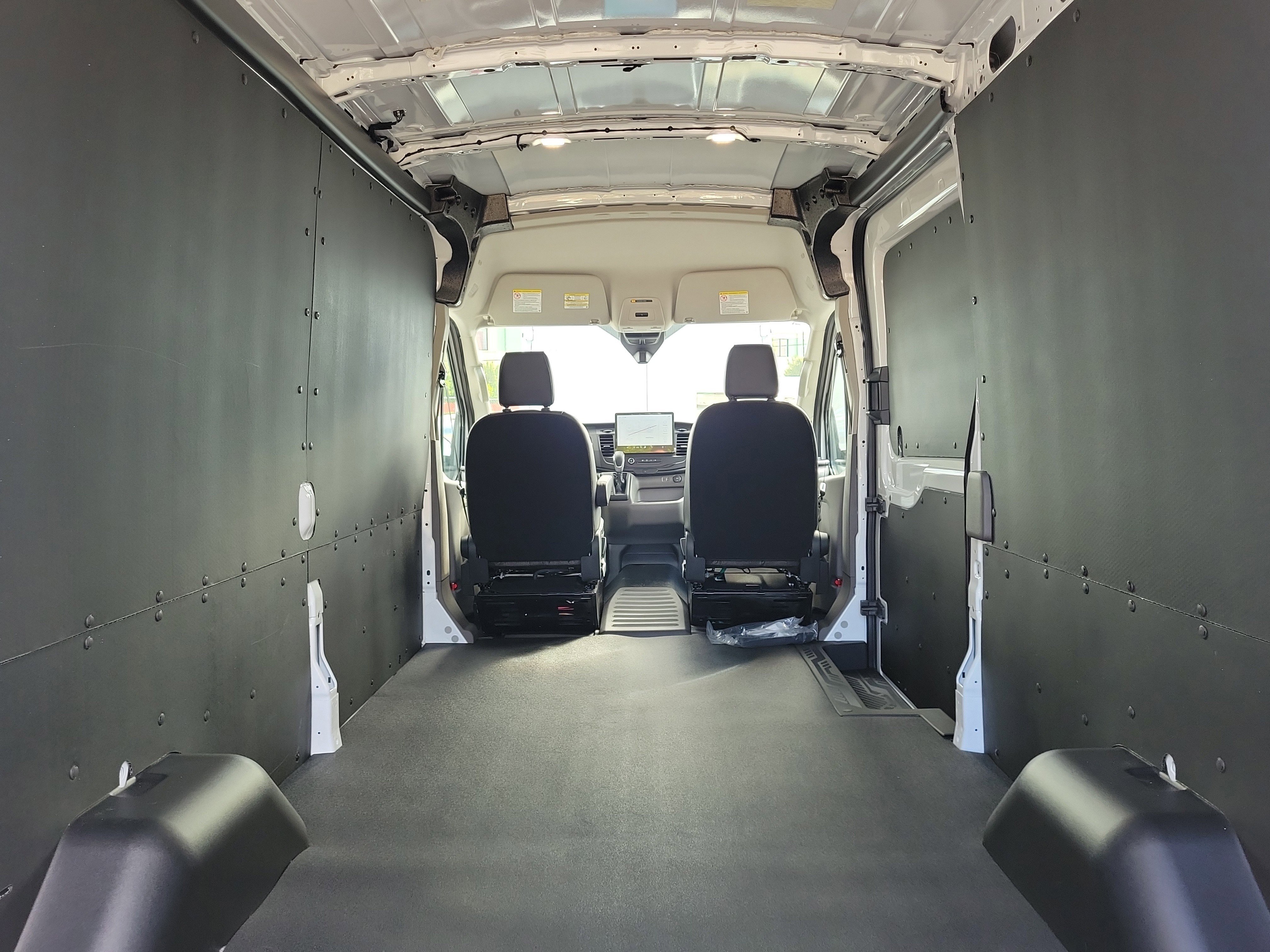 New 2026 Ford Transit 250 148 Medium Roof w/ Load Area Protection Package image 8