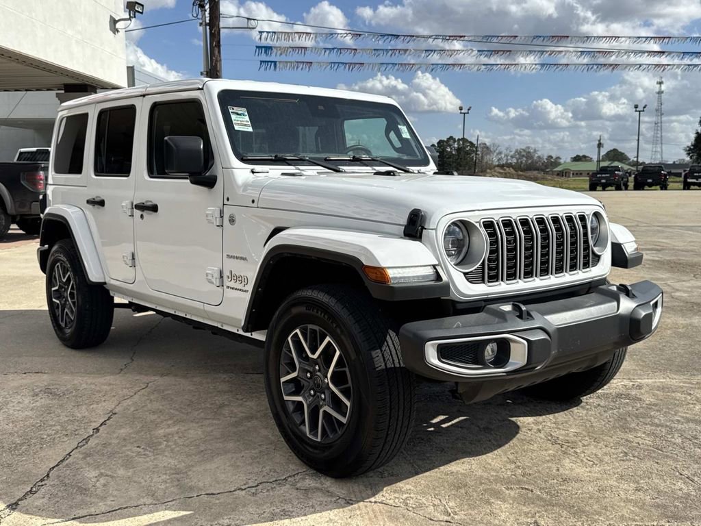Used 2024 Jeep Wrangler Sahara image 2