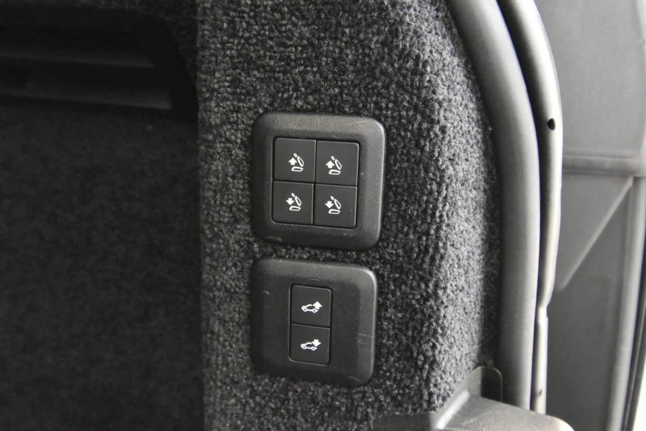 Used 2021 Land Rover Range Rover Westminster Edition image 38