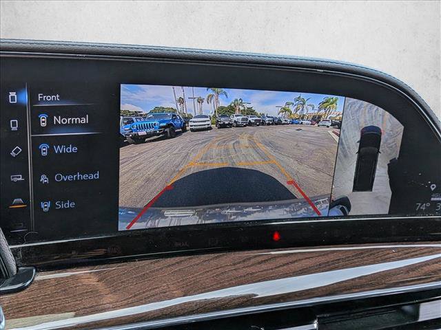 Used 2023 Cadillac Escalade Premium Luxury Platinum AWD/4WD image 13