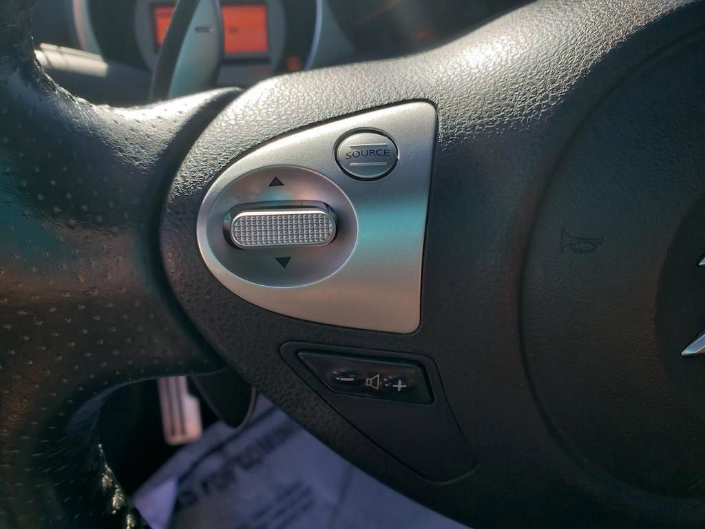 Used 2009 Nissan 370Z Coupe image 11