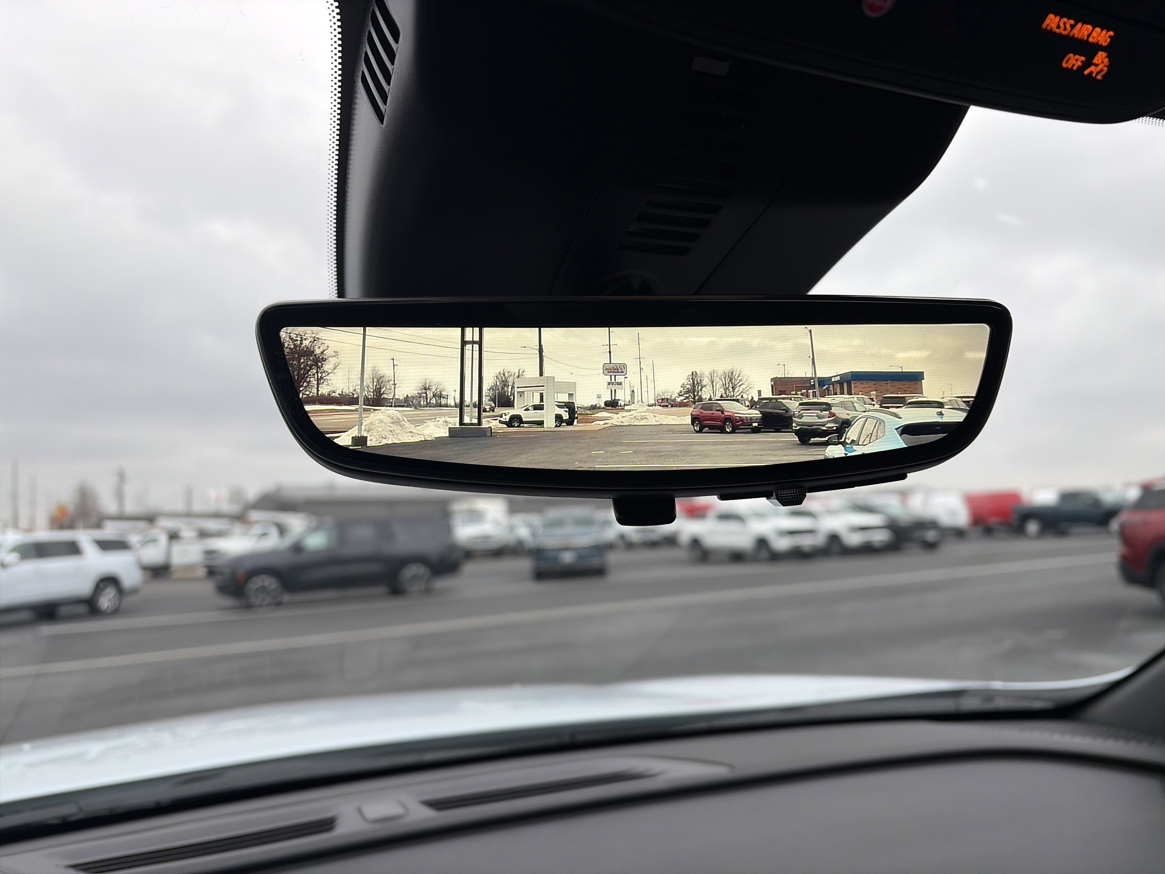 New 2026 Chevrolet Traverse Z71 w/ Driver Confidence Package image 28