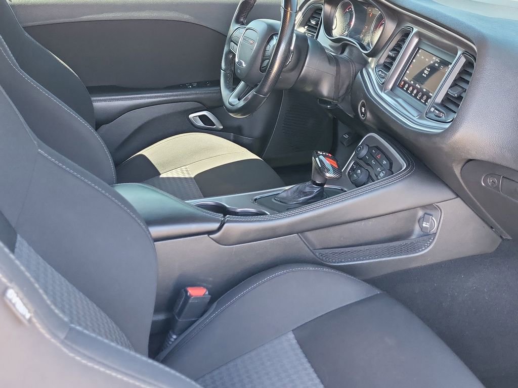 Used 2022 Dodge Challenger GT RWD image 14