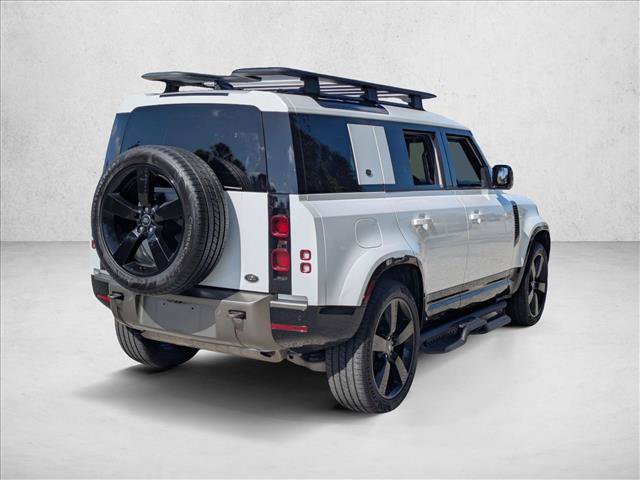 Used 2022 Land Rover Defender 110 X-Dynamic SE AWD/4WD image 5