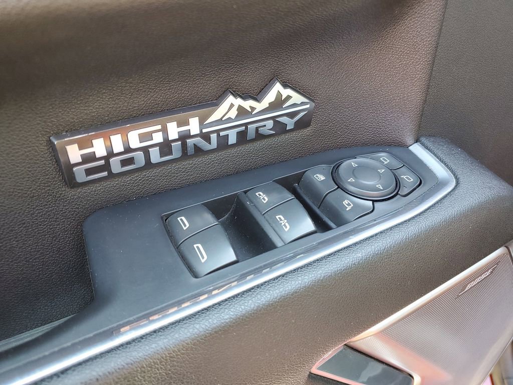 Used 2023 Chevrolet Silverado 1500 High Country w/ Technology Package image 23