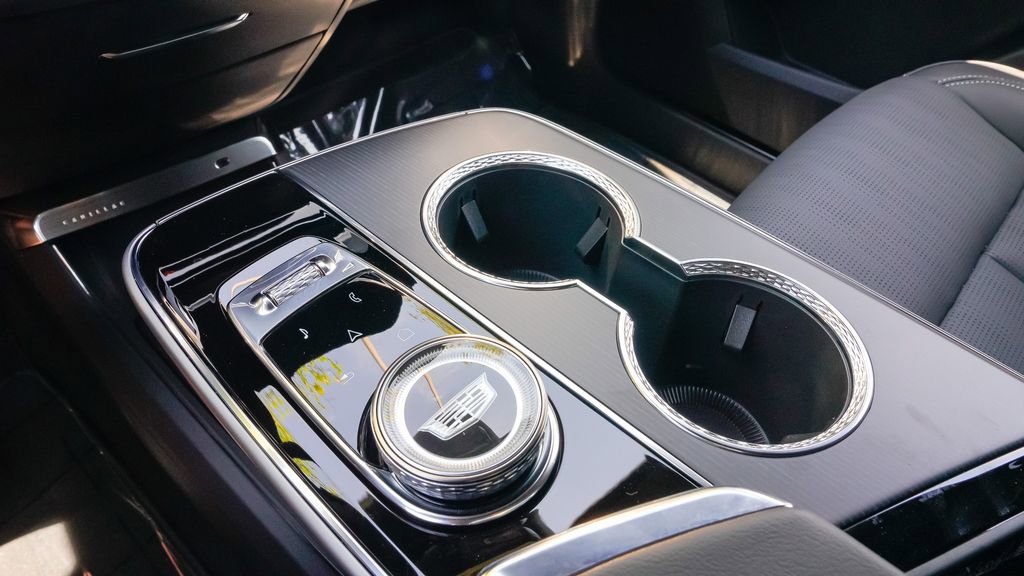 Used 2025 Cadillac Lyriq Sport image 21