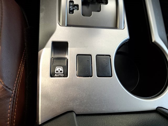 Used 2023 Toyota 4Runner Limited image 15