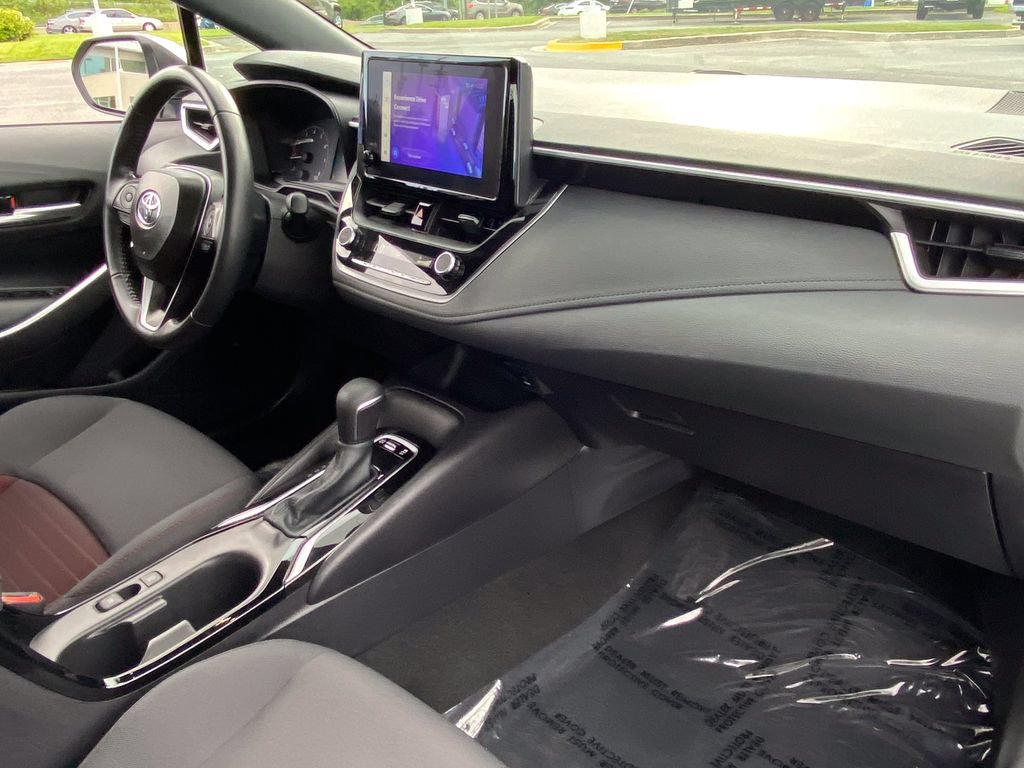 Certified 2025 Toyota Corolla SE FWD image 35
