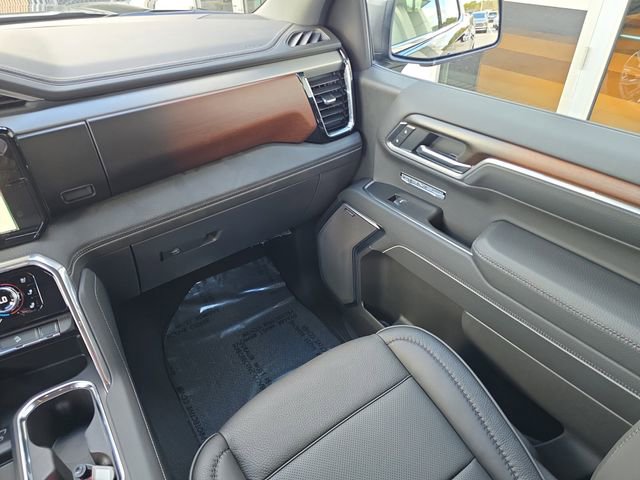 New 2026 GMC Sierra 1500 Denali w/ Denali Reserve Package AWD/4WD image 14