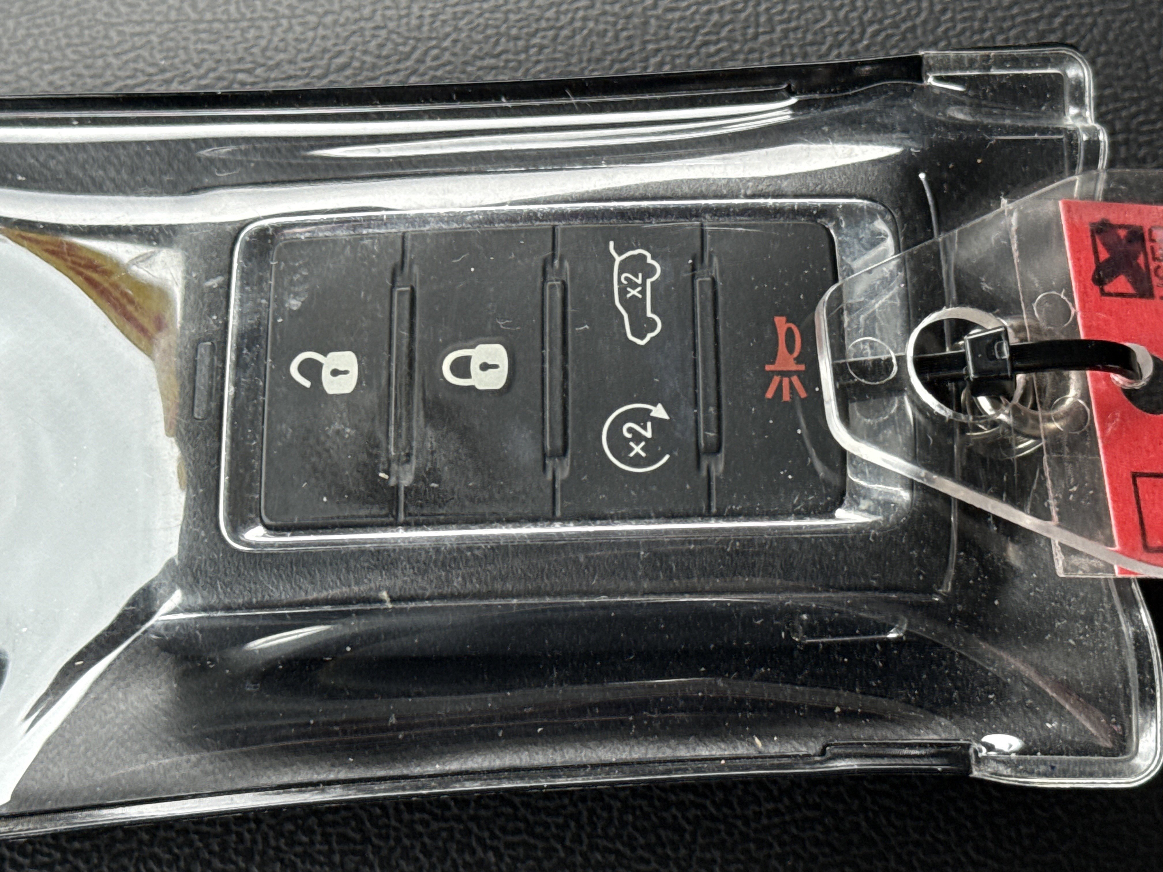 Used 2023 Jeep Grand Cherokee Laredo X w/ Luxury Tech Group I image 34