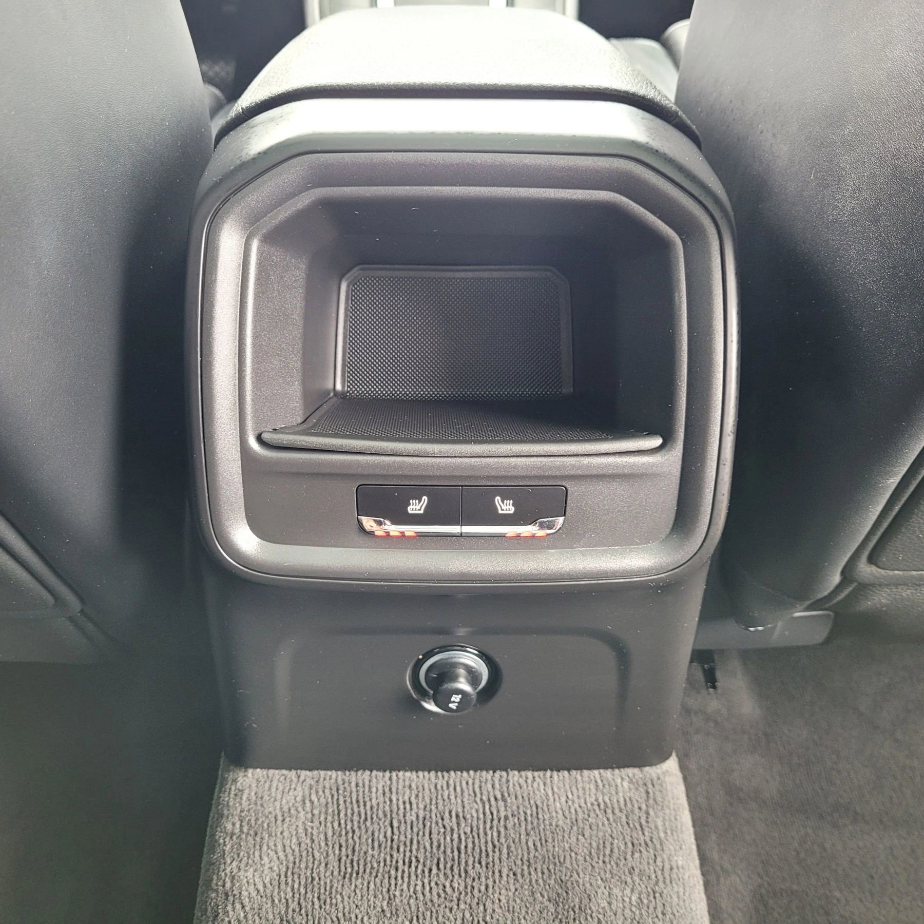 Used 2015 Porsche Macan S image 44