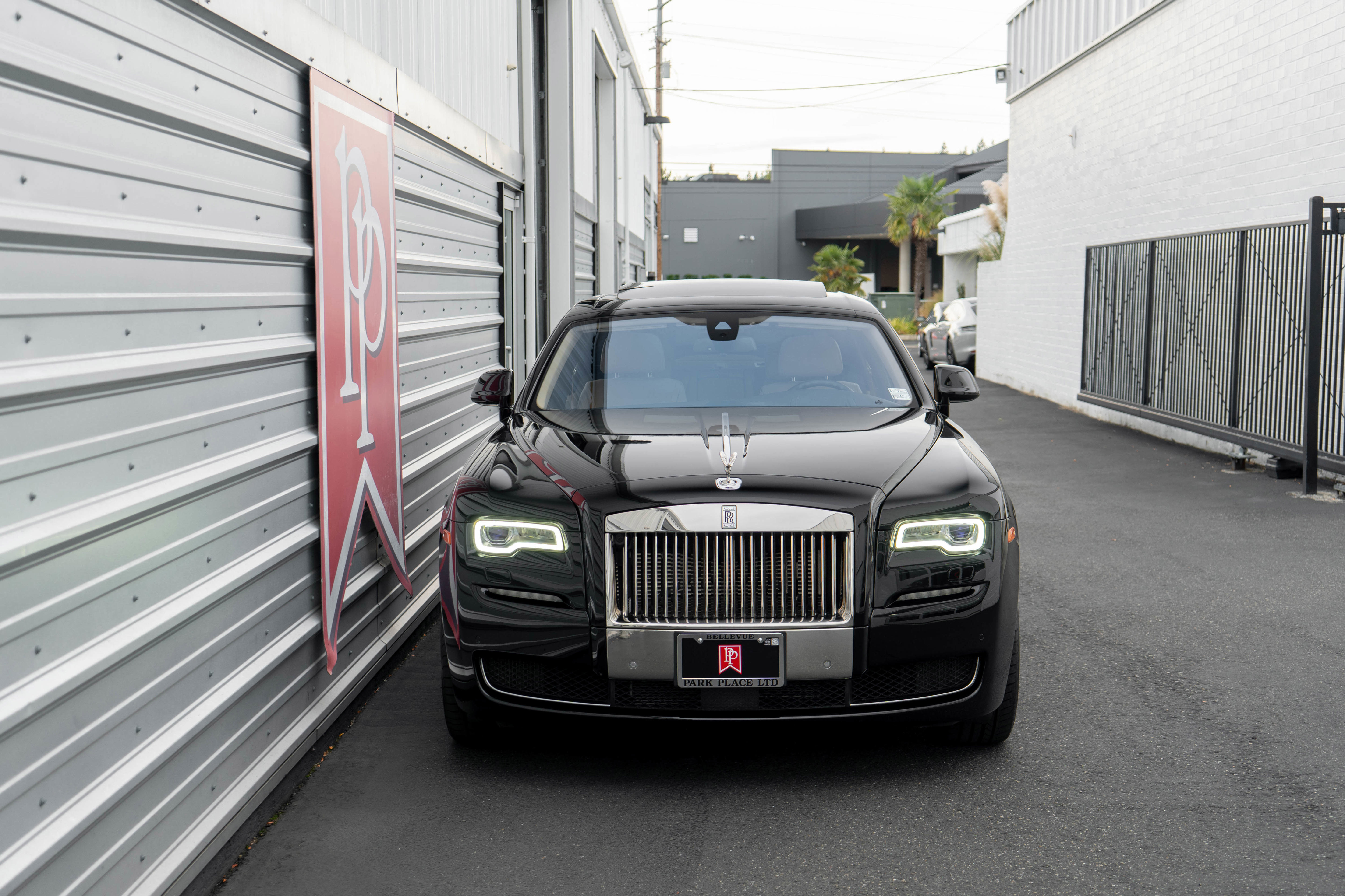 Used 2017 Rolls-Royce Ghost image 76