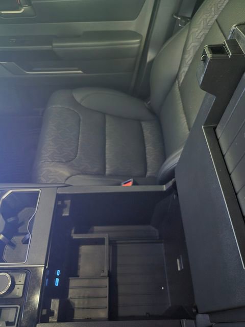 Used 2024 Toyota Tundra Limited w/ TRD Off-Road Package image 29