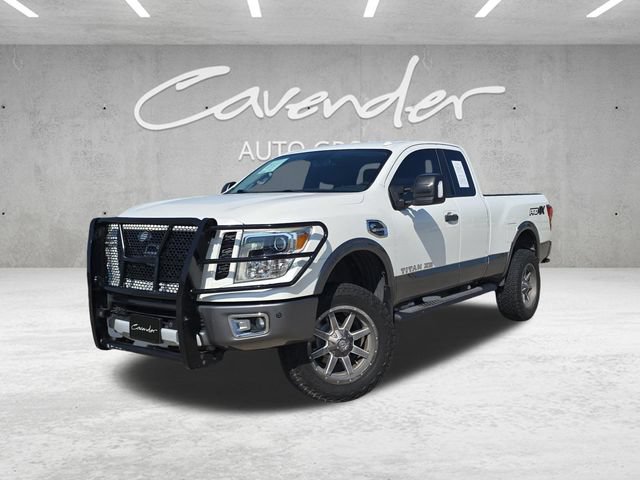 Used 2017 Nissan Titan PRO-4X w/ Pro-4x Convenience Package AWD/4WD video 1