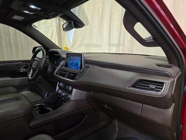 Used 2022 GMC Yukon XL SLT w/ SLT Luxury Package AWD/4WD image 42