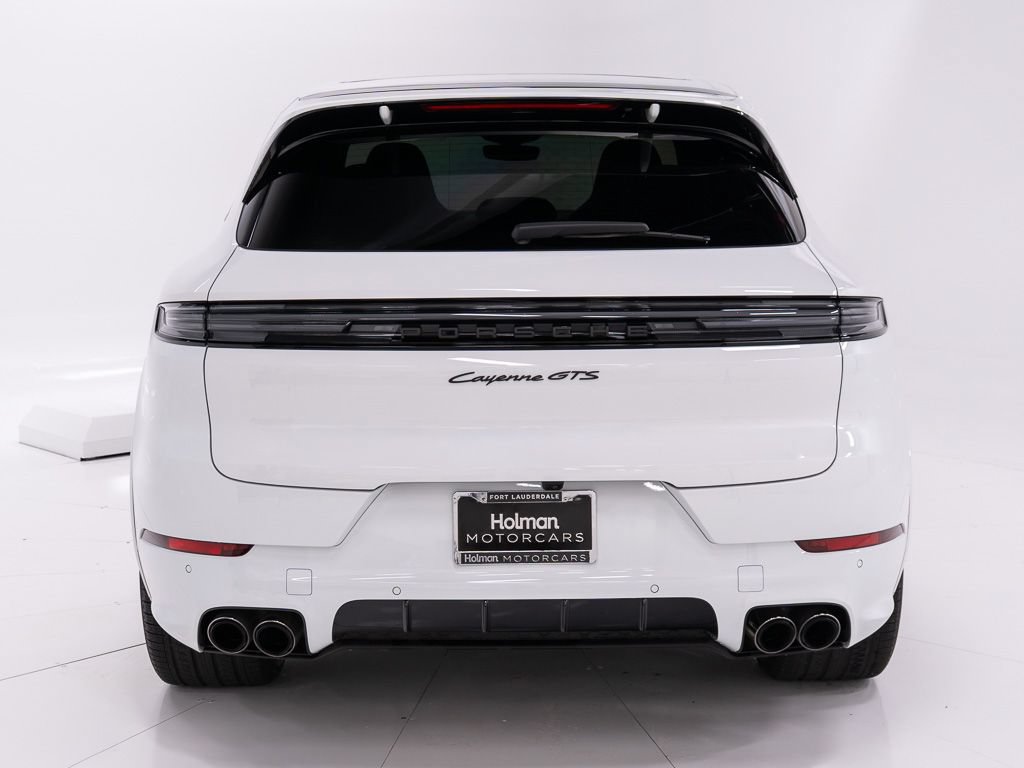 Used 2026 Porsche Cayenne GTS AWD/4WD image 4