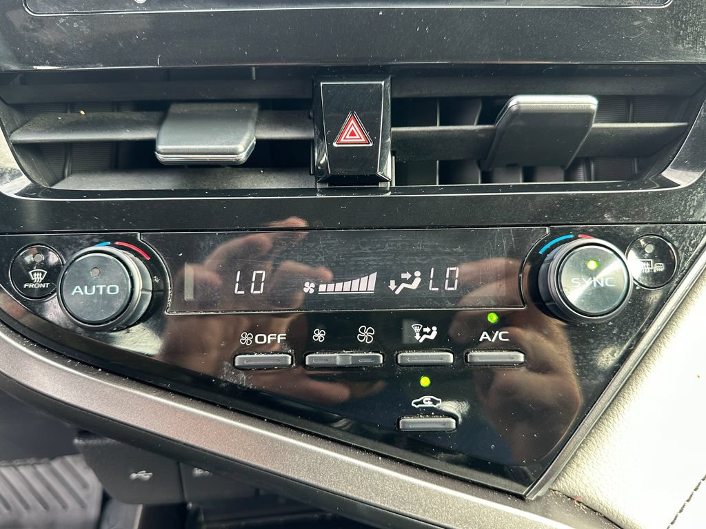 Used 2023 Toyota Camry SE FWD image 17
