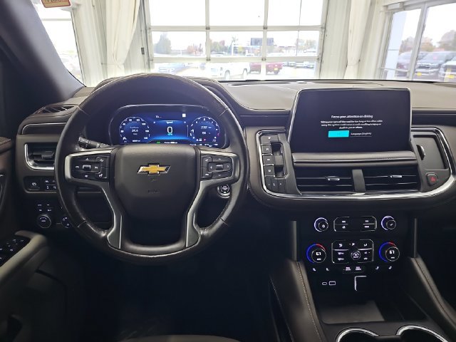 Used 2022 Chevrolet Tahoe LT w/ Luxury Package AWD/4WD image 13