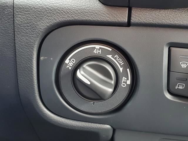 New 2026 Nissan Frontier SV image 30