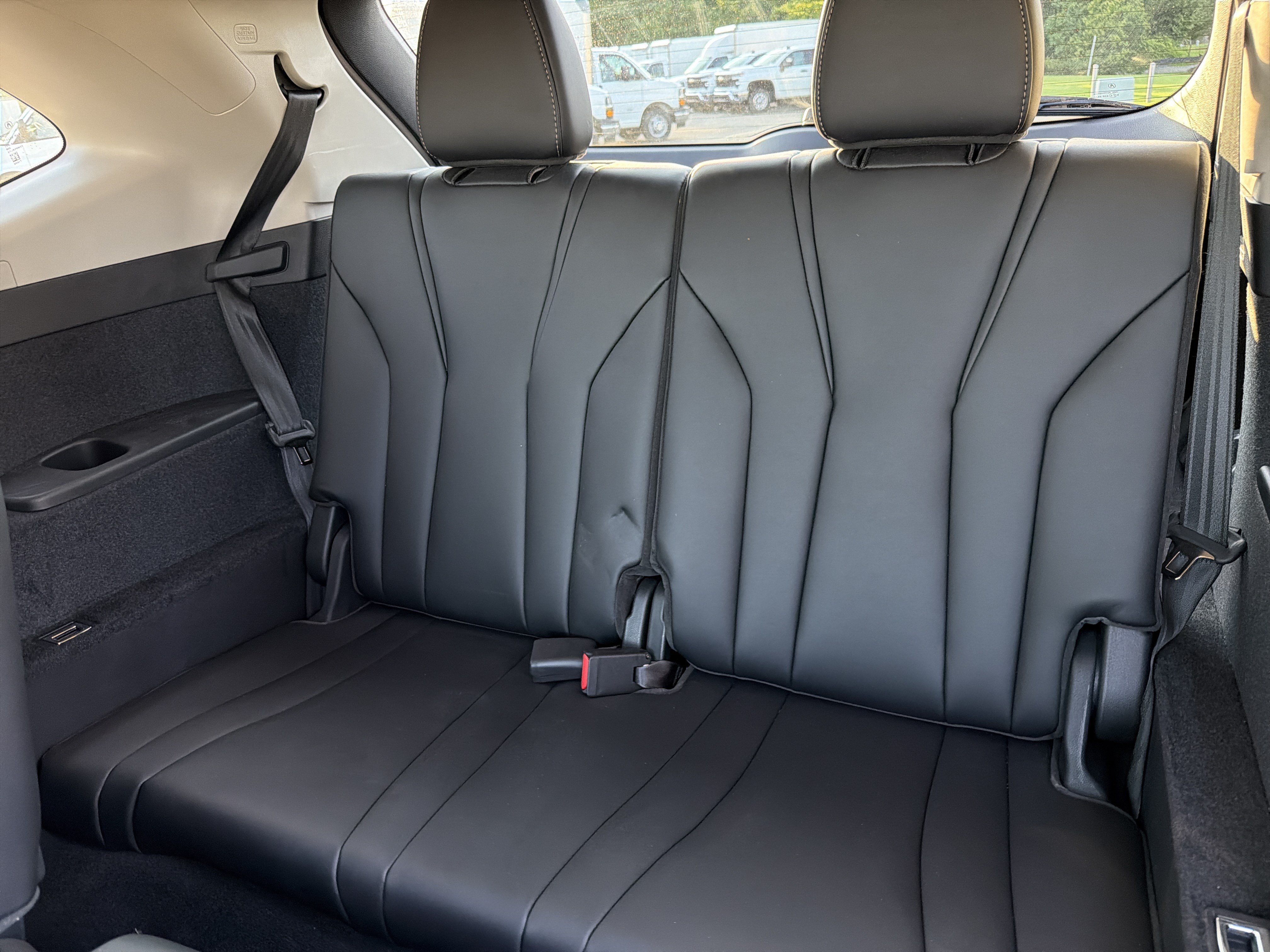 Certified 2024 Acura MDX w/ Technology Package FWD image 32