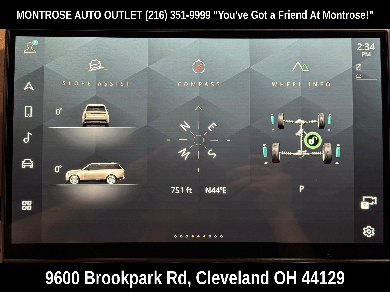 Used 2023 Land Rover Range Rover Long Wheelbase SE image 26