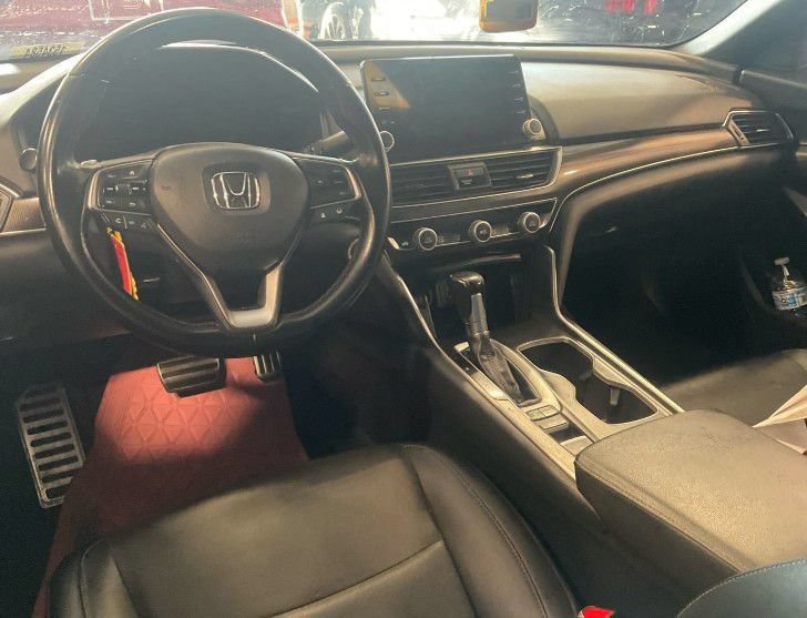 Used 2022 Honda Accord Sport image 2
