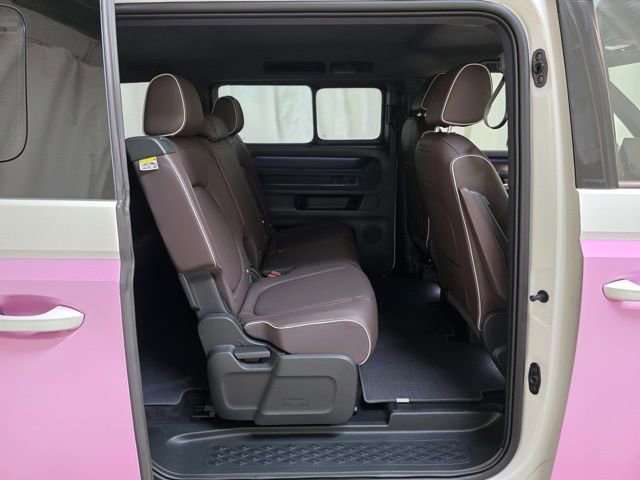New 2025 Volkswagen ID. Buzz Pro S image 28