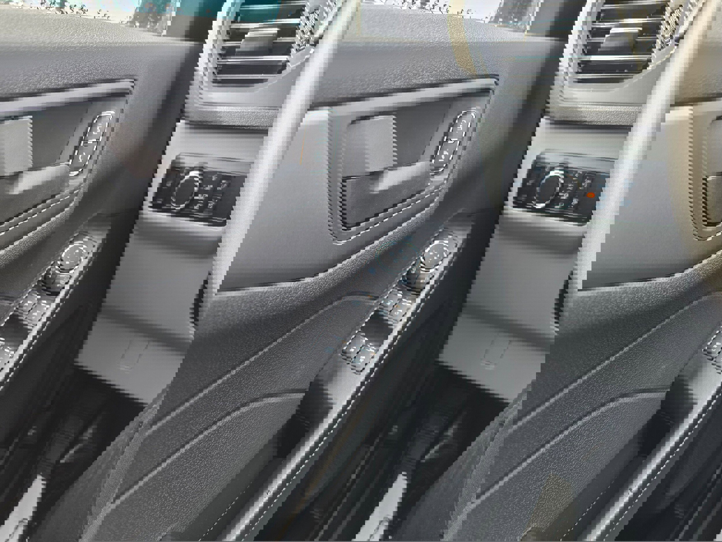 New 2026 Ford Escape Active w/ Cold Weather Package image 25