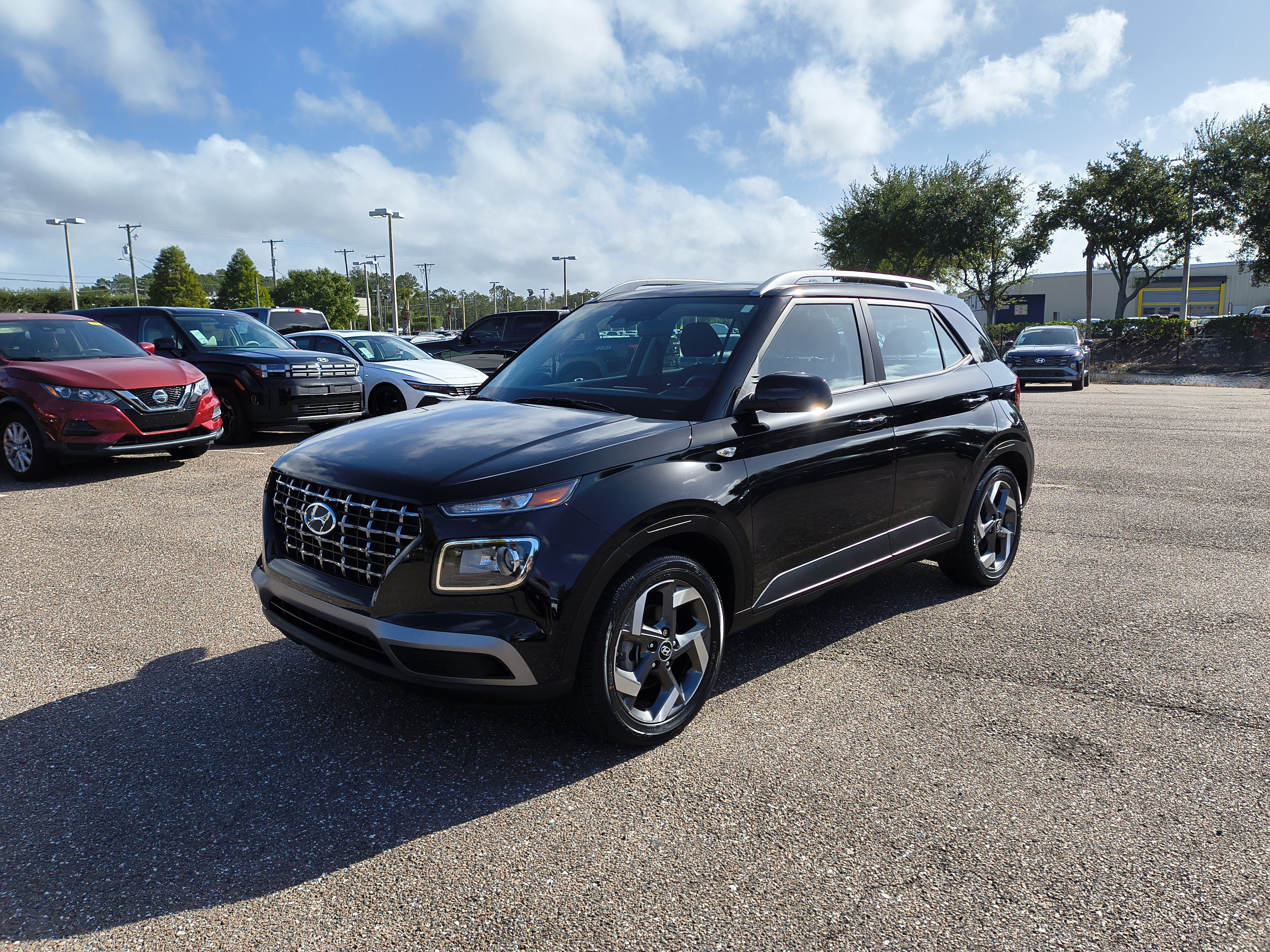 Used 2024 Hyundai Venue SEL