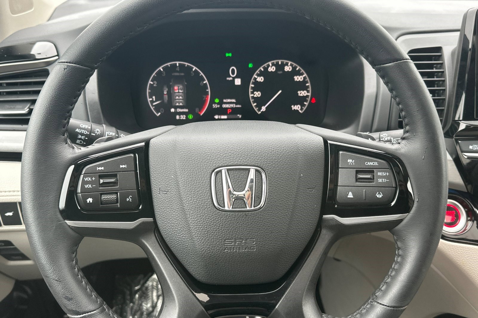 Certified 2025 Honda Odyssey Touring image 15