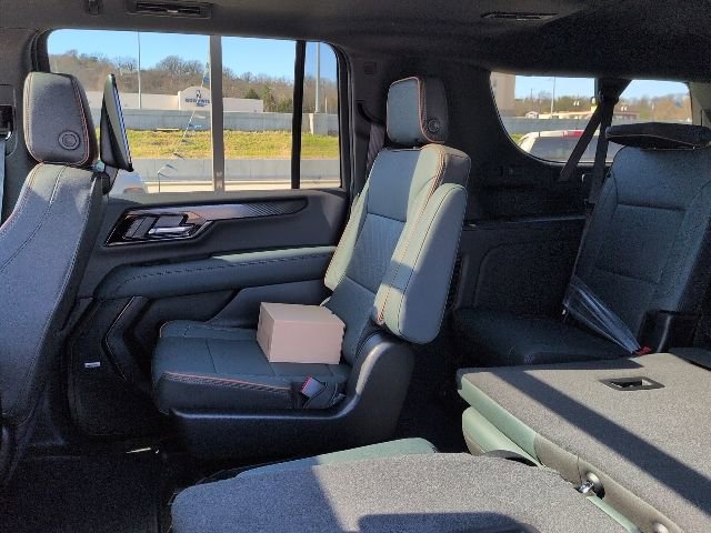 New 2026 GMC Yukon XL AT4 w/ AT4 Premium Plus Package image 12