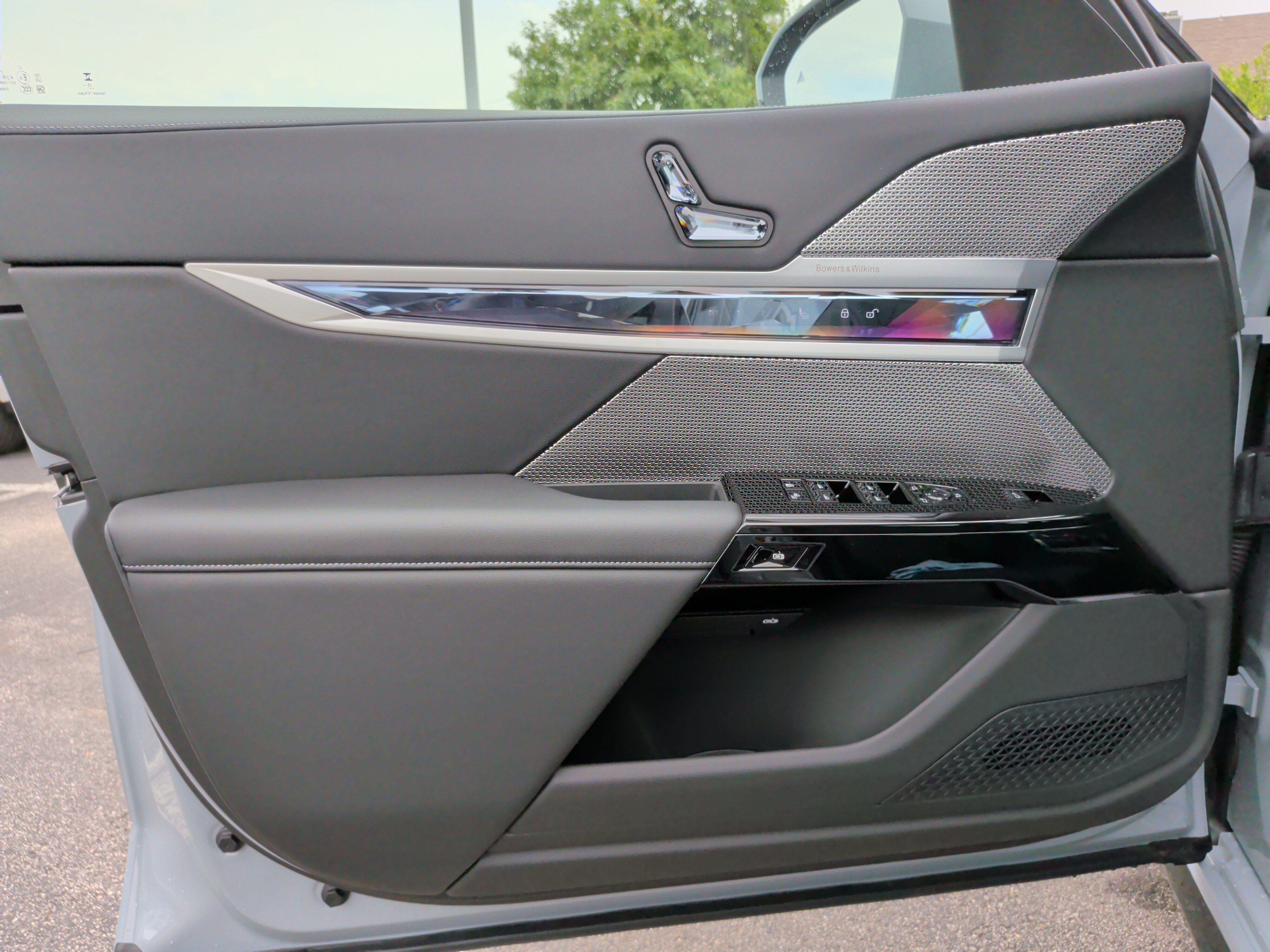 New 2026 BMW 740i RWD image 28