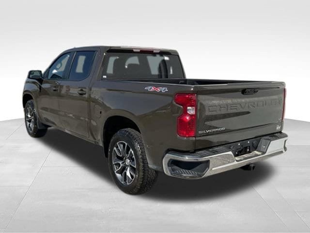 Used 2023 Chevrolet Silverado 1500 LT AWD/4WD image 37