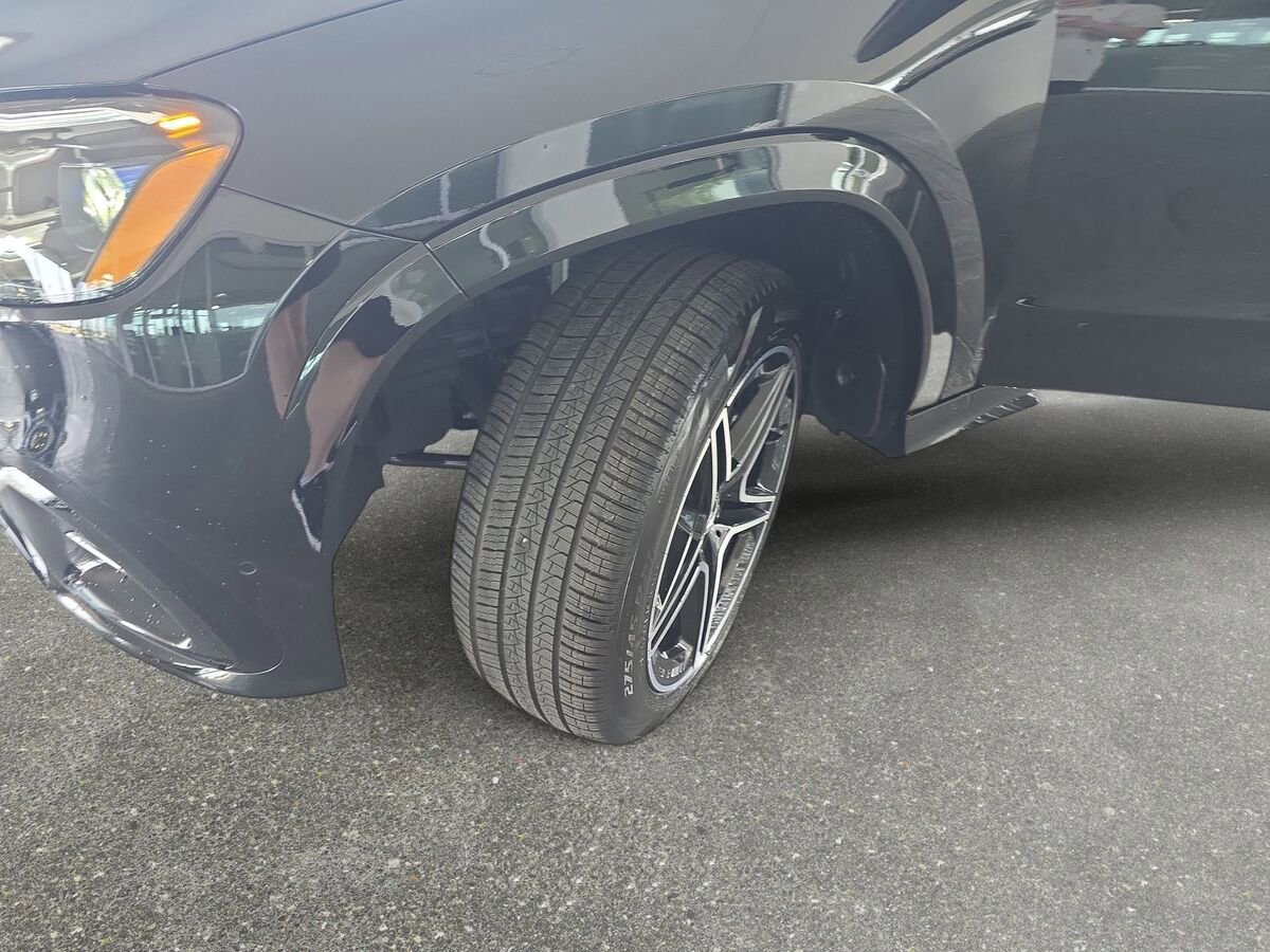 New 2026 Mercedes-Benz GLS 450 4MATIC image 31