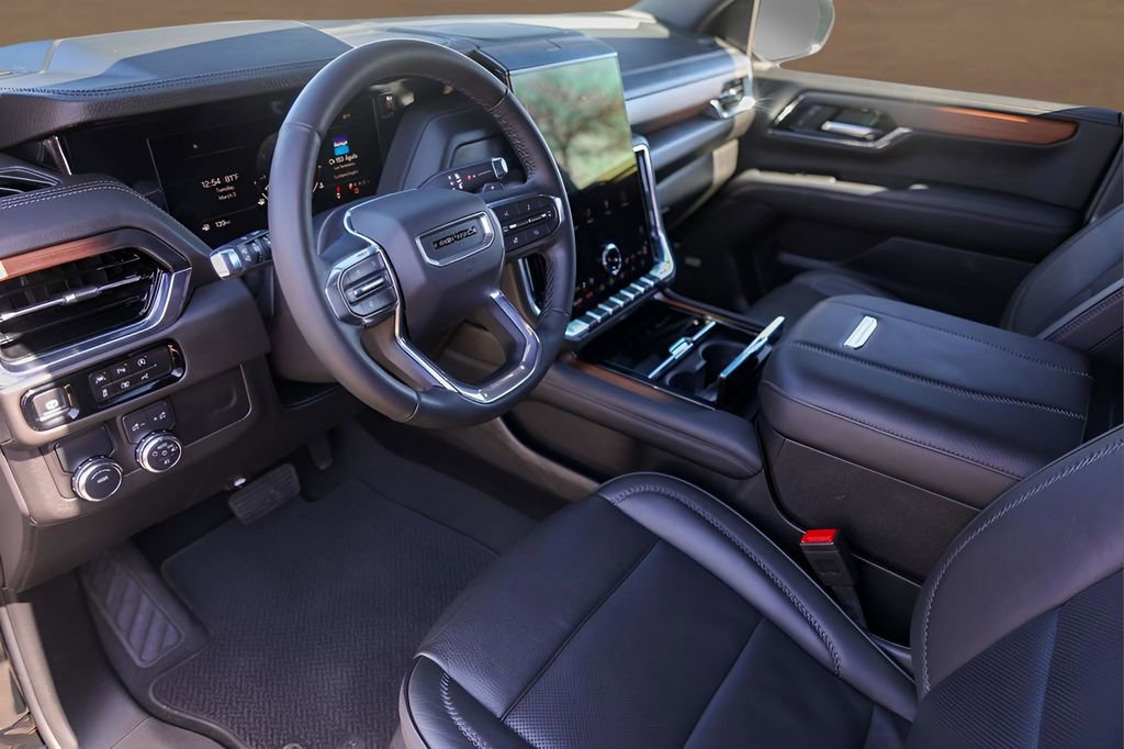 Used 2025 GMC Yukon Denali image 10