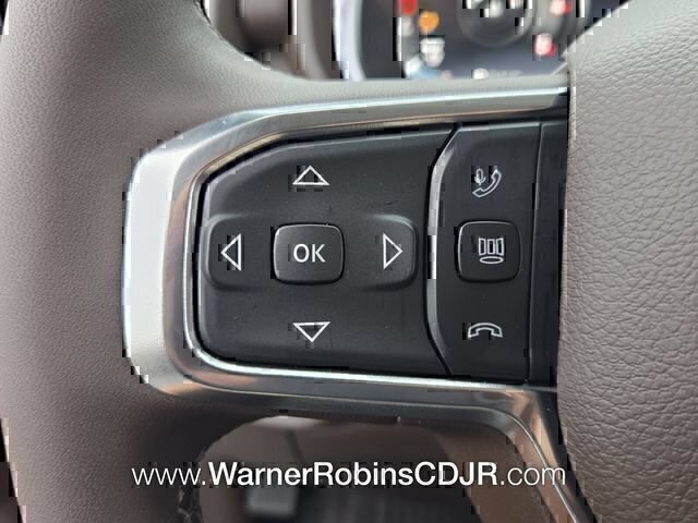 New 2026 RAM 2500 Laramie AWD/4WD image 27